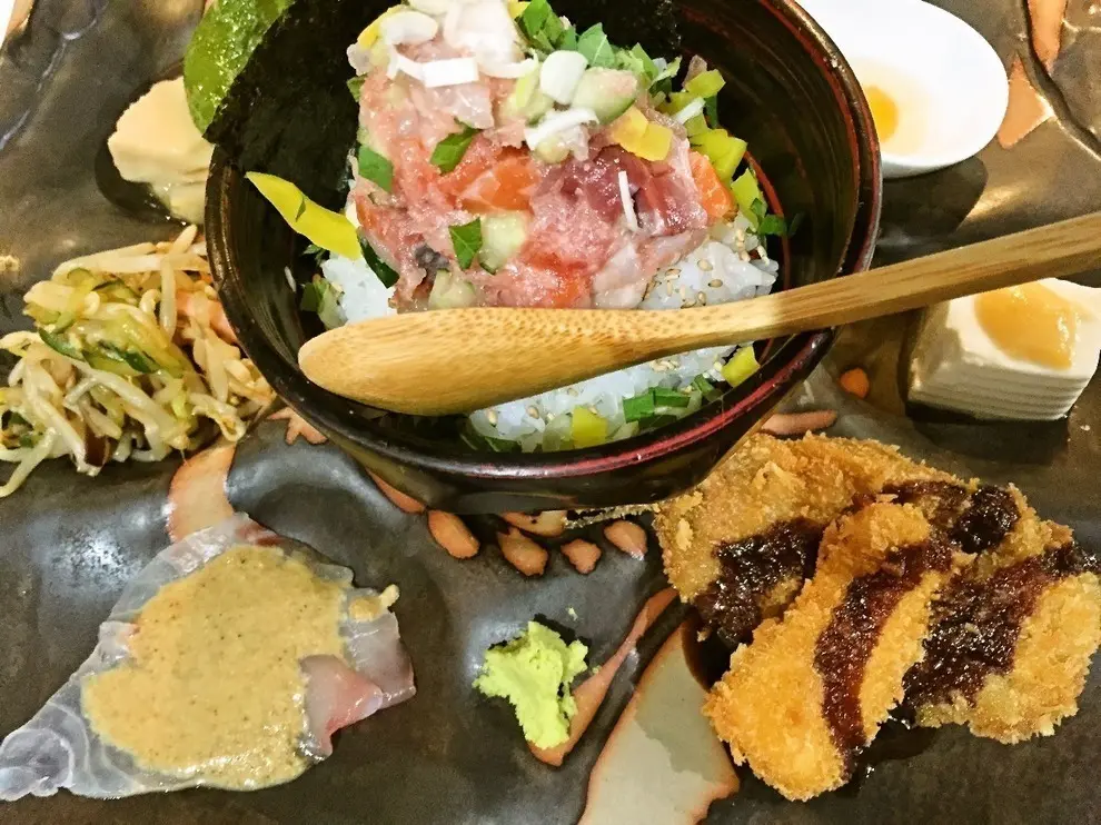 夢処 漁師めし 雑魚屋の海鮮ランチ