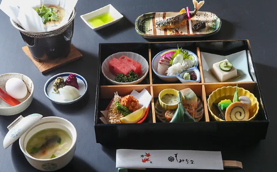 「もみぢ家別館 川の庵」の料理