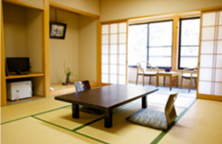 「京都美山 料理旅館 枕川楼」の写真