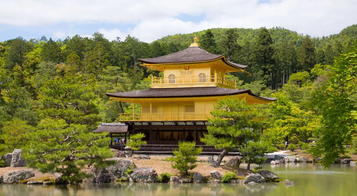 金閣寺の画像