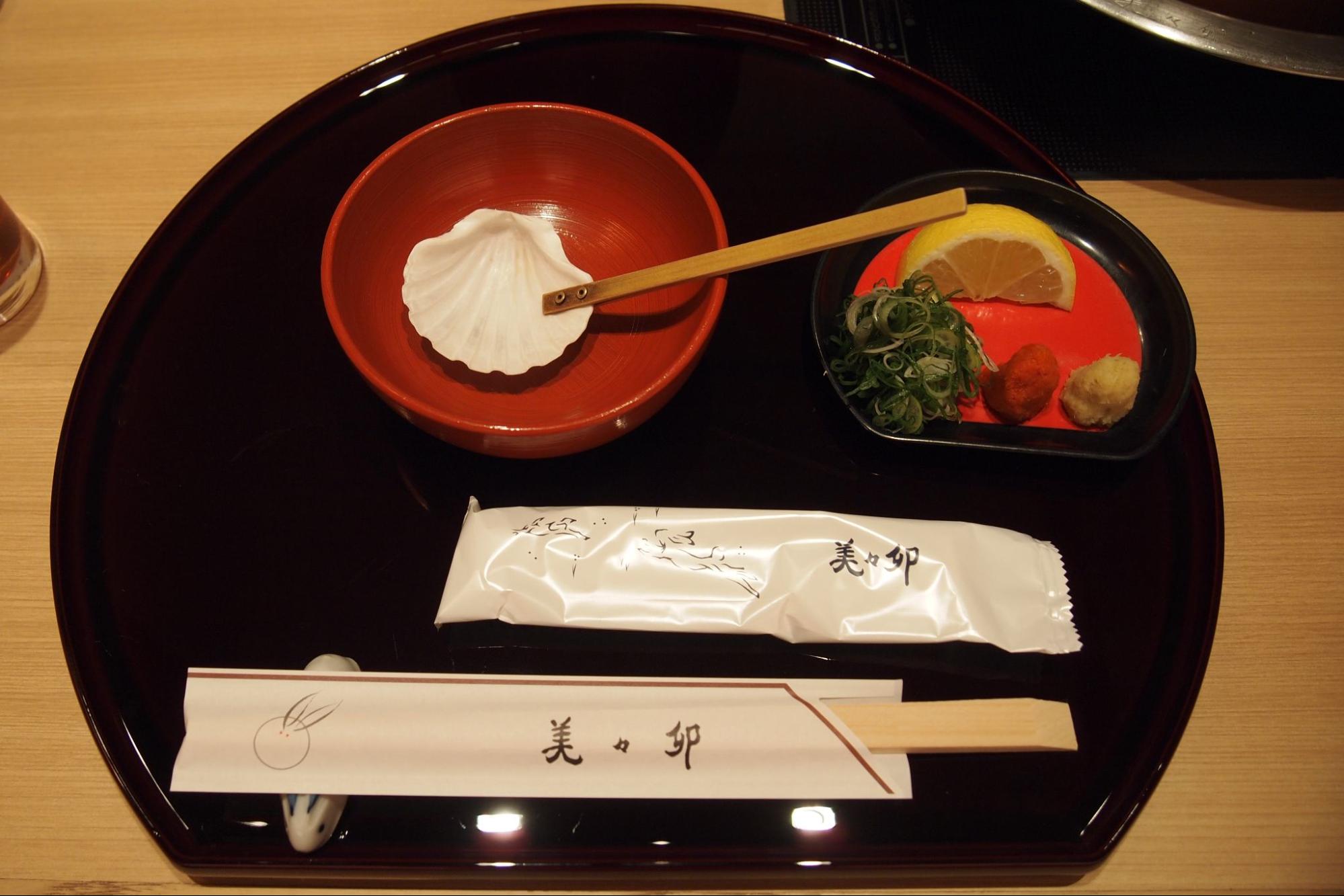 美々卯(みみう)_貝杓子でいただく出汁