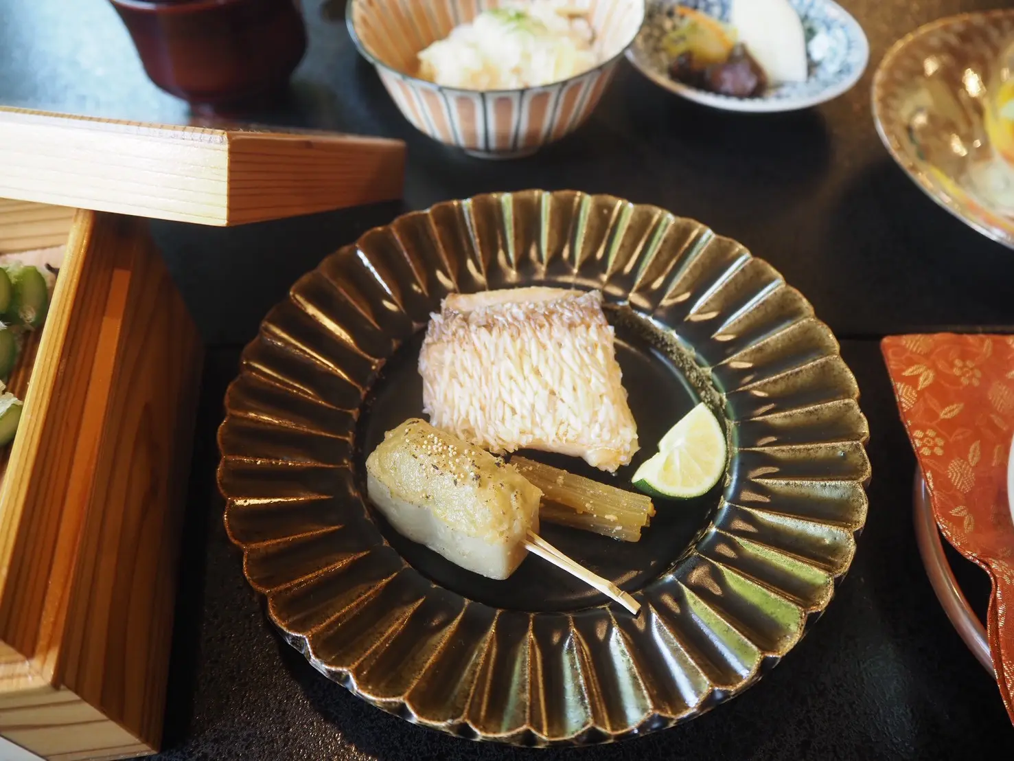 平等院表参道 竹林 松笠焼き